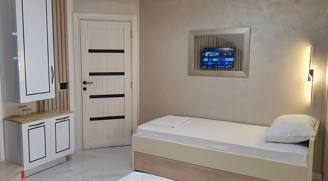 Pansion Eden Hotel Nis Bagian luar foto