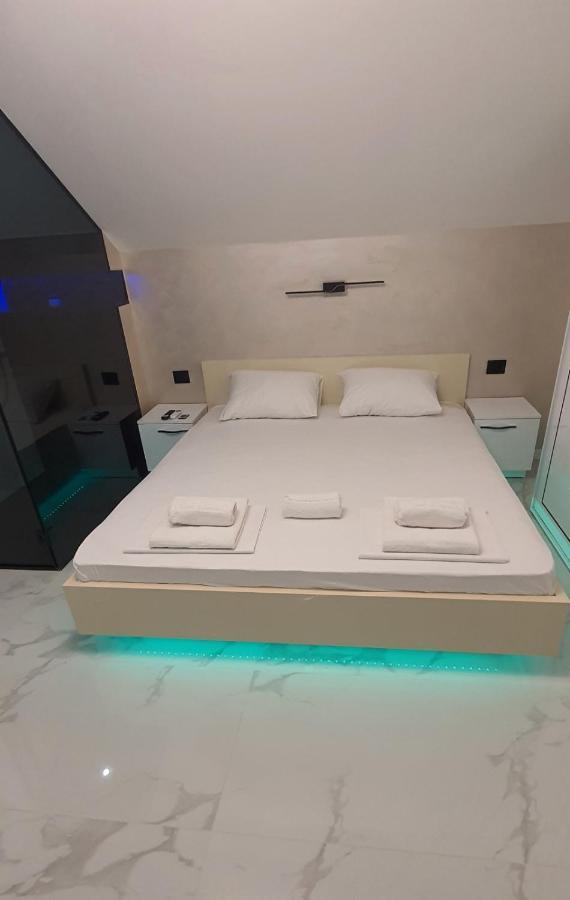 Pansion Eden Hotel Nis Bagian luar foto