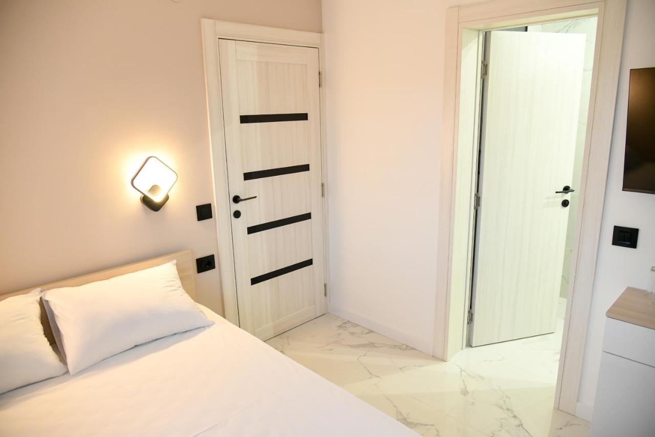 Pansion Eden Hotel Nis Bagian luar foto